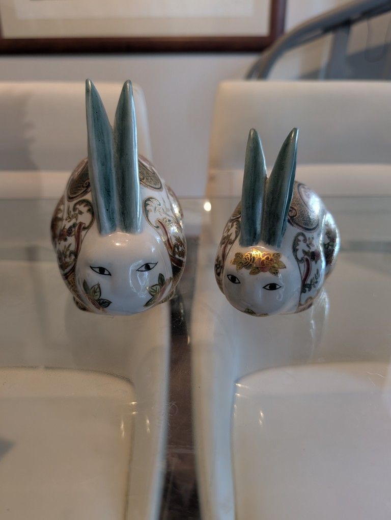 RARE Pair Of Vintage Gilded Chinese Bunny Figurines