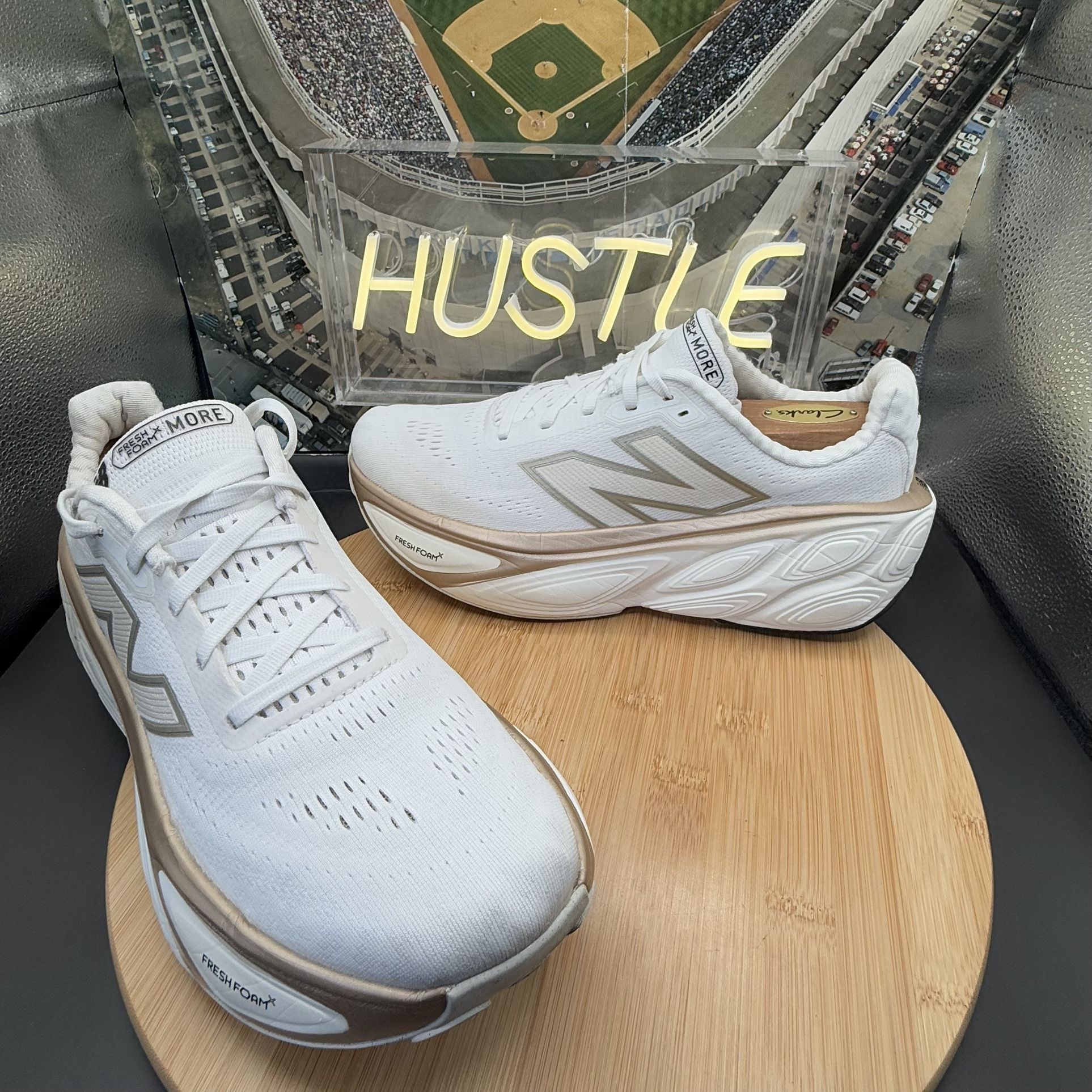 New Balance Fresh Foam X More v5 Sea Salt Light Gold Metallic Size 10 Women