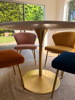 White circular table