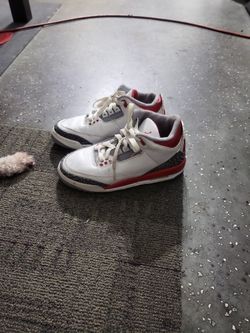Nike Air Jordan 3 Retro Fire Red Sz 5