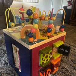 Zany Zoo Activity Cube
