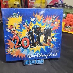 2010 Walt Disney World Scrapbook Kit Book - New Sealed -