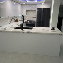 Kitchen Cabinets All Included 