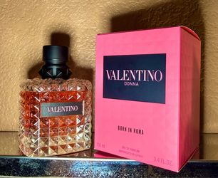Authentic Valentino Donna Born in Roma Perfume