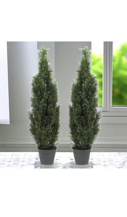 Open Box Artificial Indoor Tree, New Condition, Store Pickup 