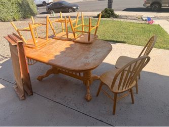 Free table, 2 Leif’s
