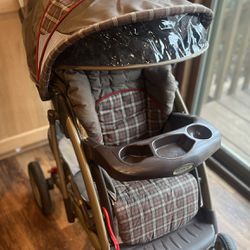 Graco Stroller w/Cup Holders and extra Storage (Red/Tan Plaid)