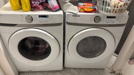 Samsung washer and dryer front loader set
