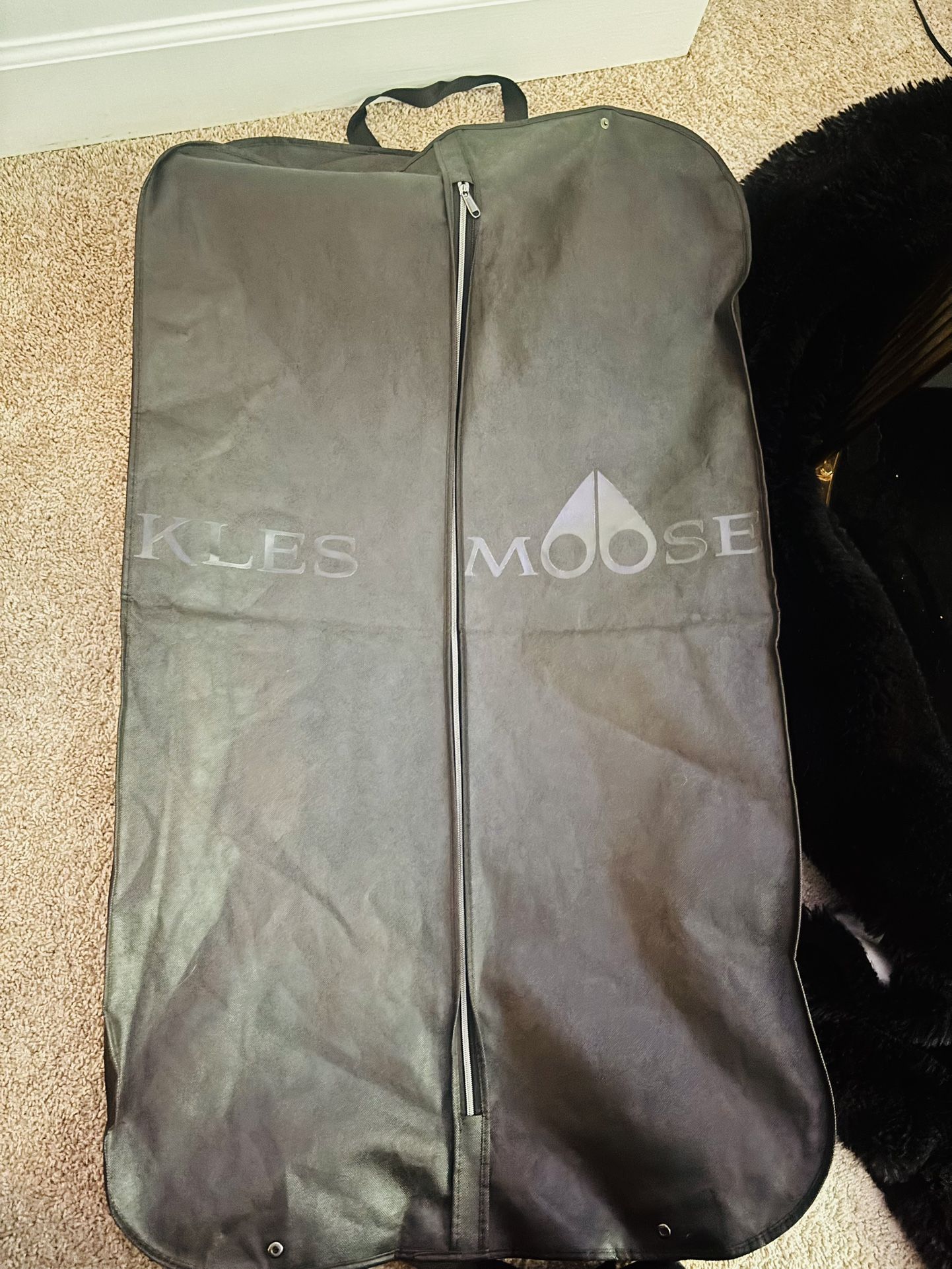 Moose Knuckle 