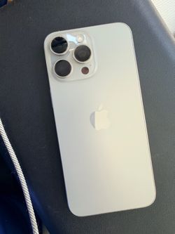 iPhone 15 Pro Max
