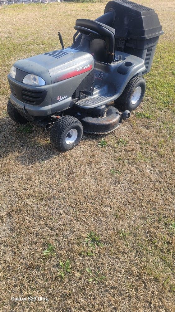 Riding Lawn Mower