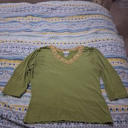 Ladies Size S Top Bx29 P.5 