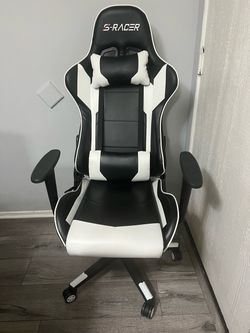 !!!GAMING CHAIR!!! $60 or BEST OFFFER