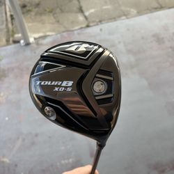 Bridgestone TOUR B XD-5 