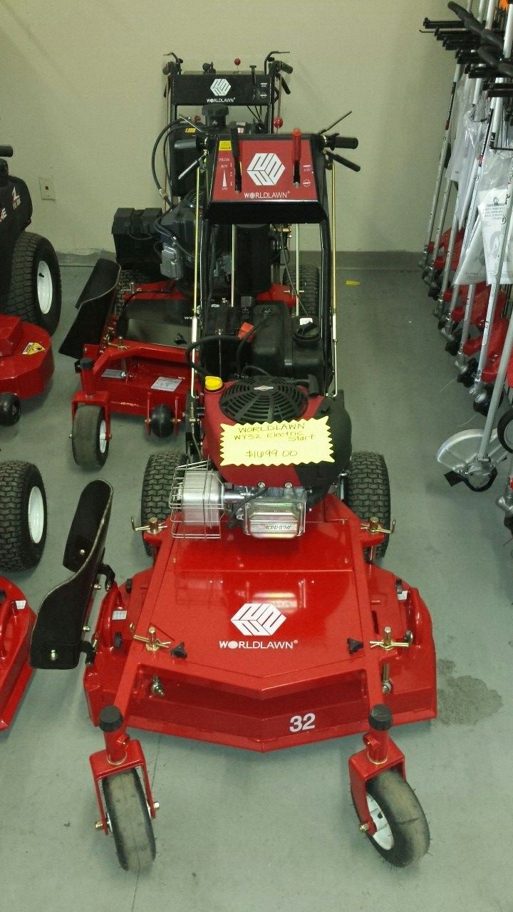 Worldlawn 28 and 32 inch mowers NEW