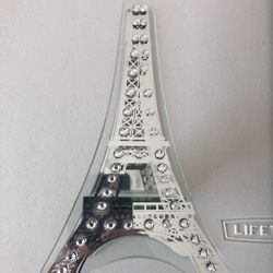 Eiffel tower theme bathroom decor