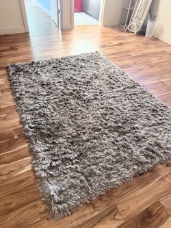 Chocolate brown shag rug, 5x7
