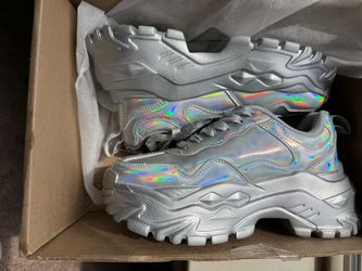 Women's Chunky Platform Holographic Fashion Sneakers- Brand new- size 6