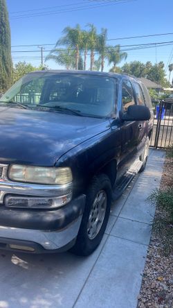 2004 Chevy Tahoe tax expired two months ago runs really good. Looking to trade for a 350 engine.