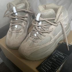 Yeezy Desert Boot Rock