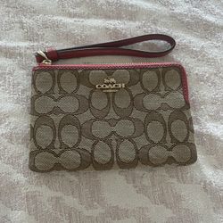 Coach Corner Zip Wristlet 