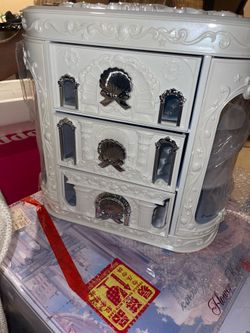 Flower make up box
