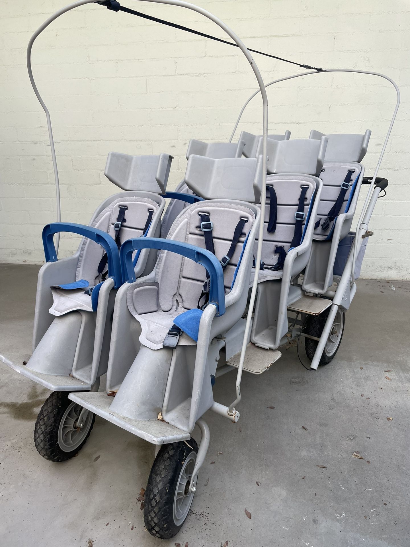 Angeles RUNABOUT 6 Passenger Stroller