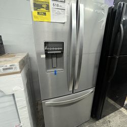Whirlpool French Door 30” Refrigerator Ice And Water 