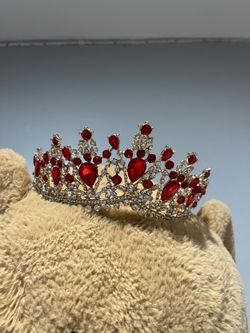Red crown quincenera