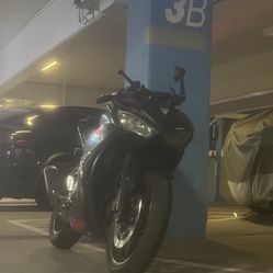 2015 Yamaha R3