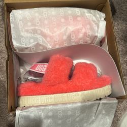 Ugh Fluffita slippers