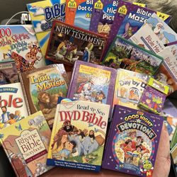 HUGE LOT OF CHILDREN CHRISTIAN/BIBLE COLLECTION 