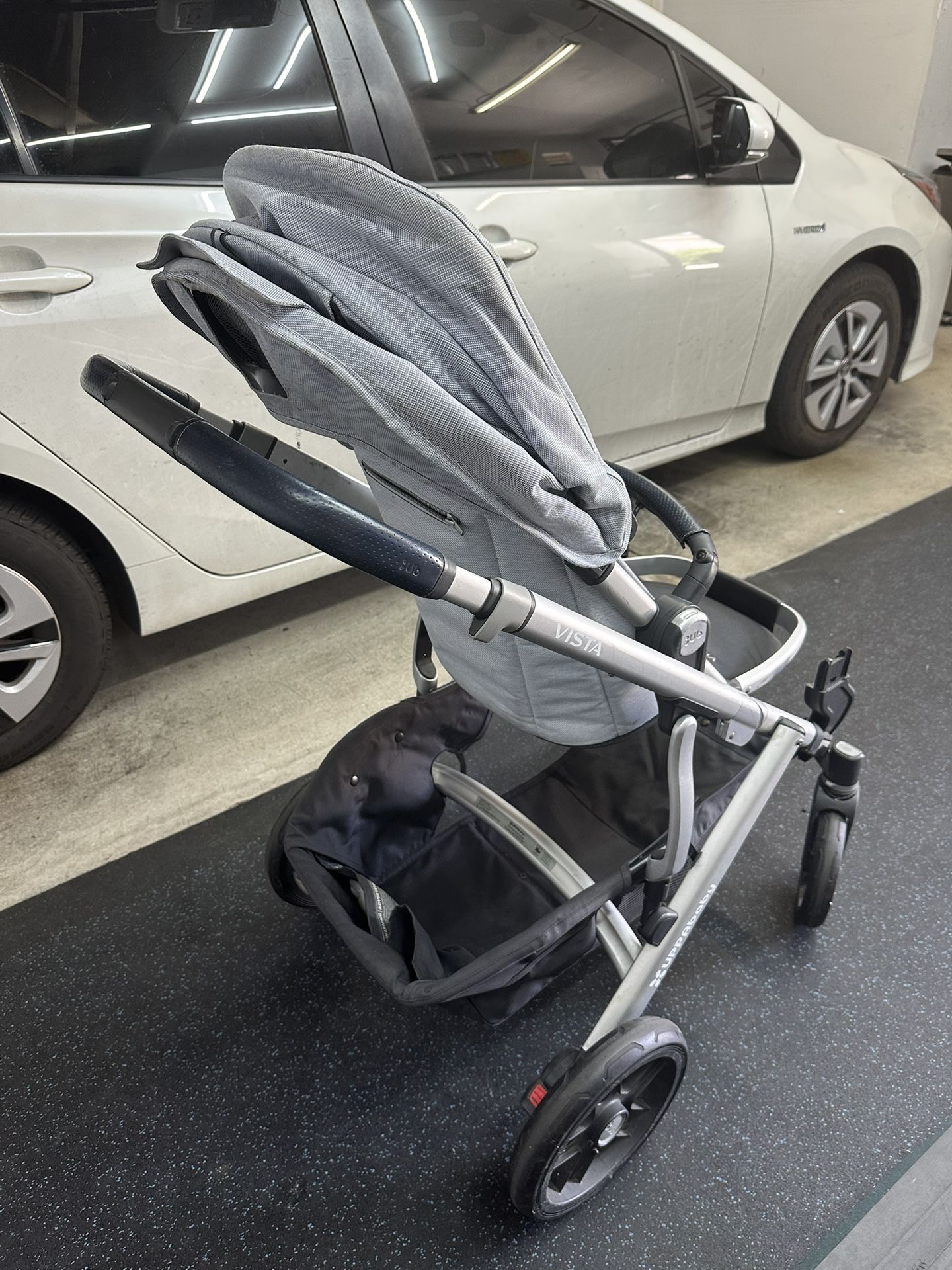 Uppababy Vista Stroller With Adapters