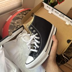 Kids Converse Size 3 Brand New 