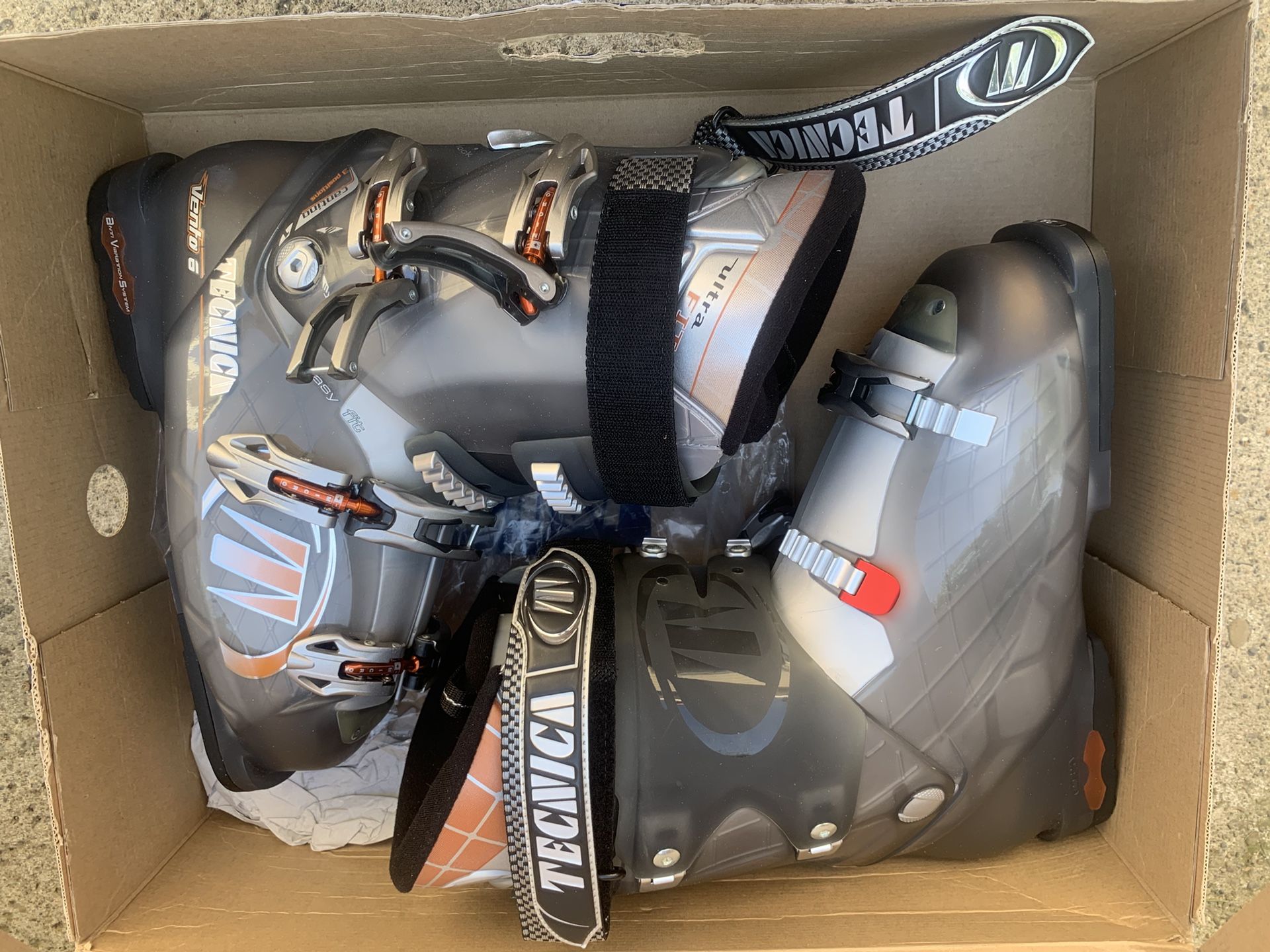 Brand New Ski Boots And Insoles,All Products : American Fashion Style Bags On Sale