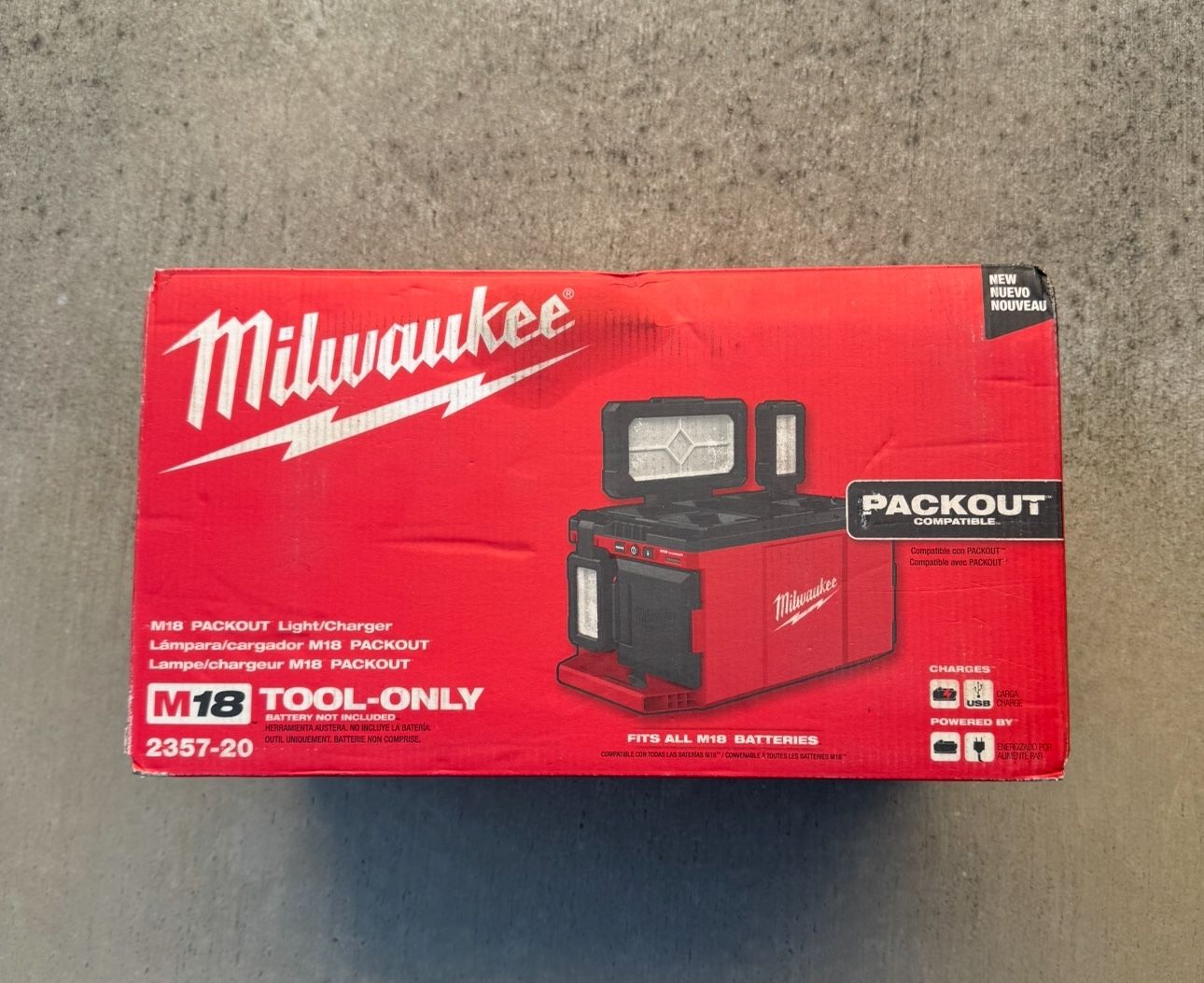 Milwaukee M18 Packout Light/Charger