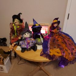 ASSORTED  HALLOWEEN  DOLLS  ADD TO COLLECTION 