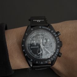 Moonswatch trip to the moon snoopy