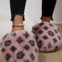 Furry Slides Sizes 8 9 10