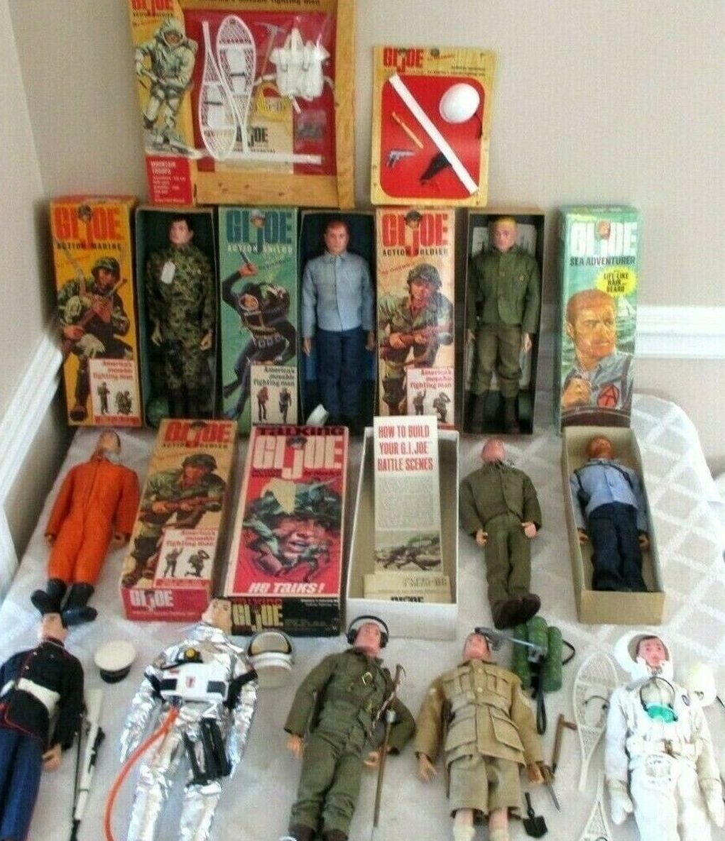 Collector seeking vintage old GI Joe toys dolls and action figures