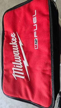 Milwaukee stubby impact 1/2 " drive