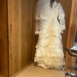 Vintage Wedding Dress