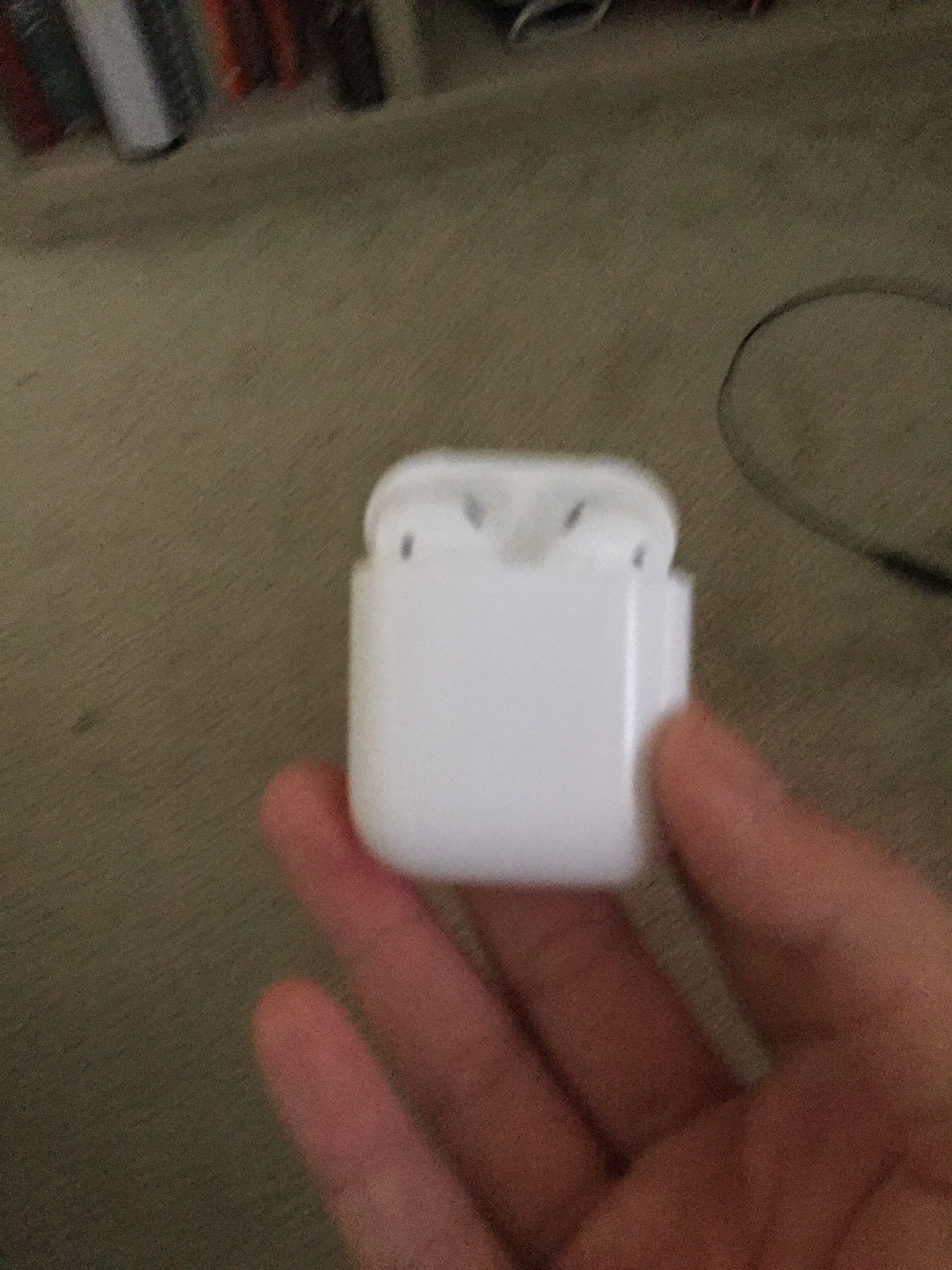 AirPods