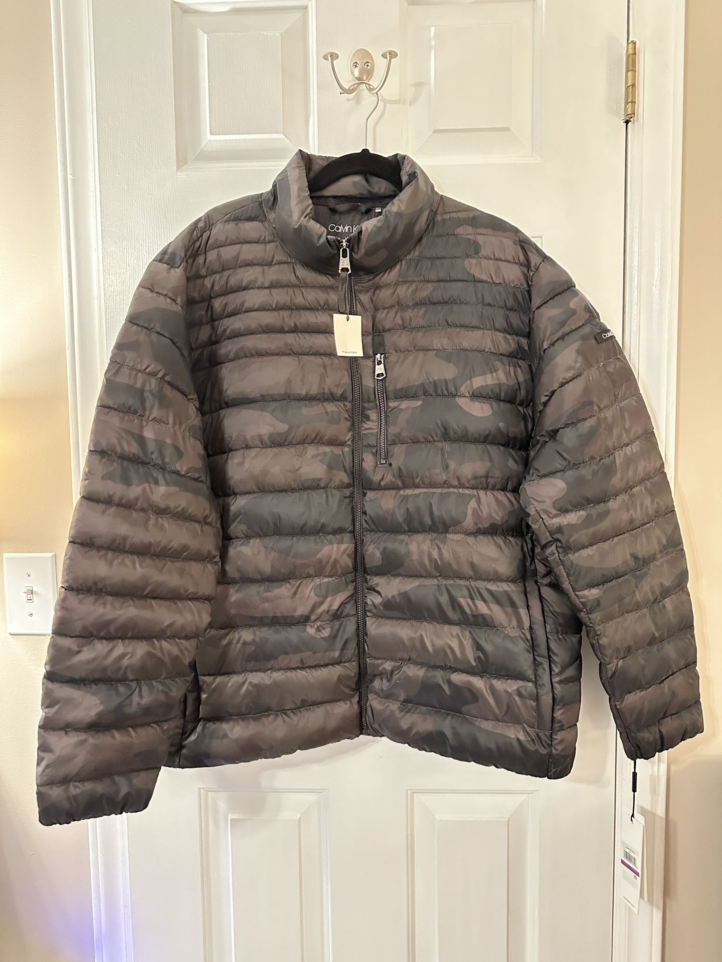 Men’s Calvin Klein XXL Jacket, New with Tags!