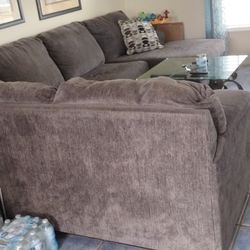 Sectional Sofa 