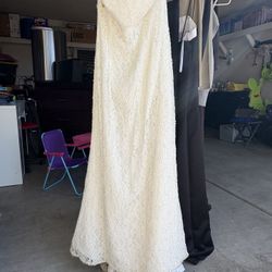 David’s Bridal Wedding Gown