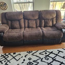 FREE Couch - Middle Seat Broken