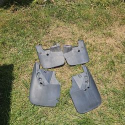 2013 Tacoma mud flaps 