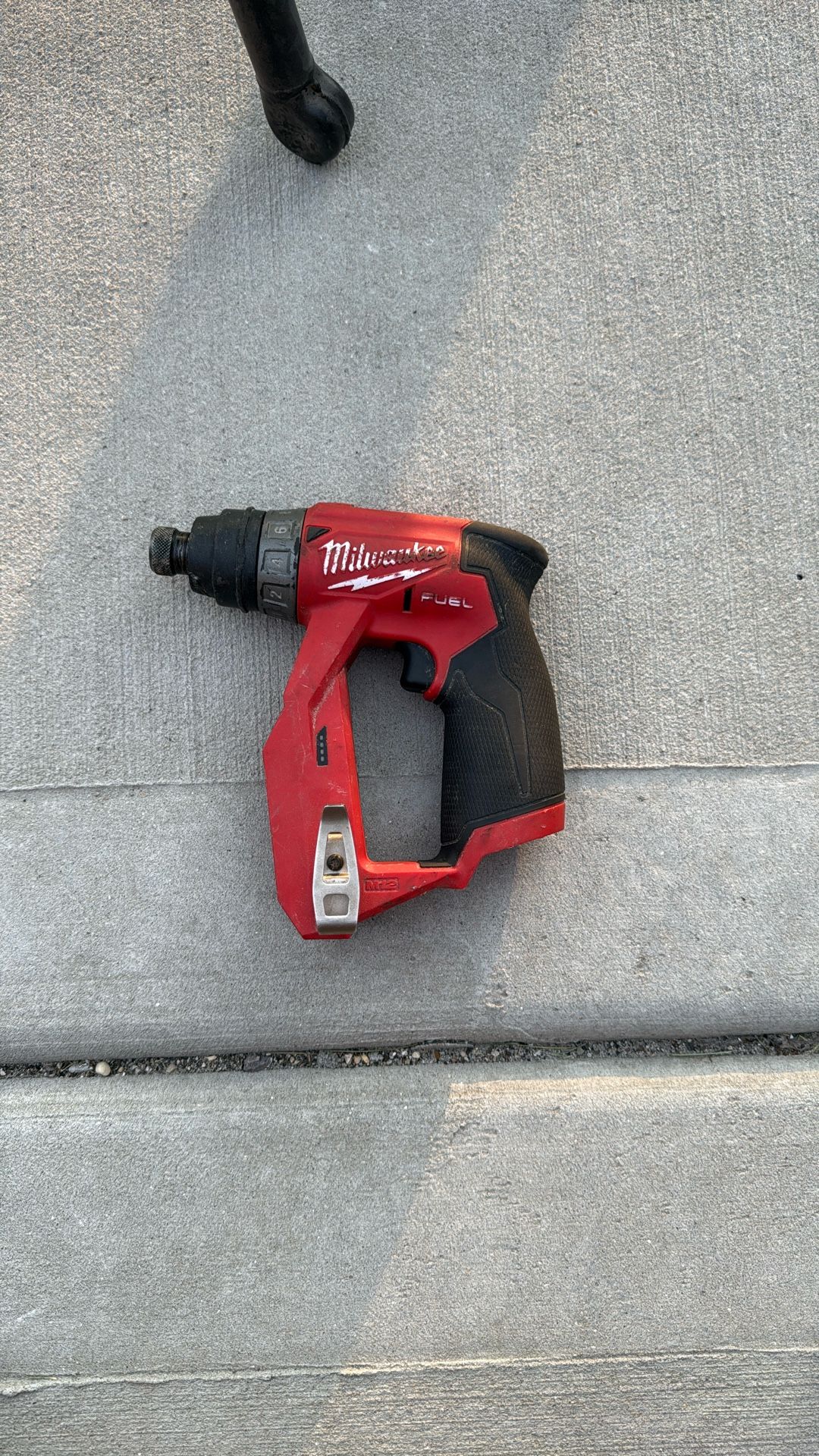 Milwaukee M12 FUEL 12V Lithium-Ion Brushless Cordless 4-in-1 Installation 3/8 in. Drill Driver