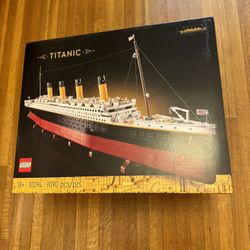 Lego TITANIC (10294) Brand new